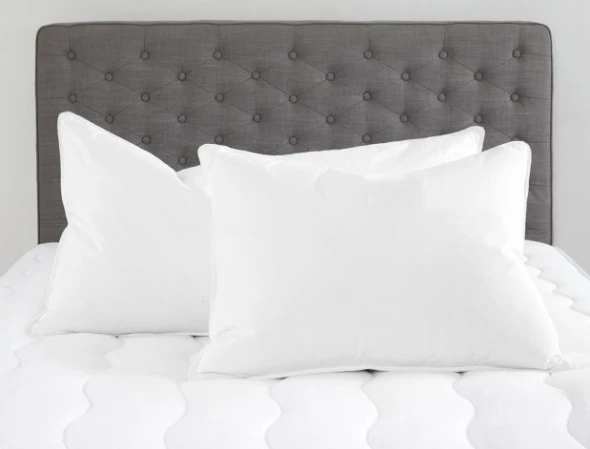 STANDARD TEXTILE ChamberLoft® Down Pillows 3 ~blog/2024/6/19/pillow_chamberloft_03_619x538